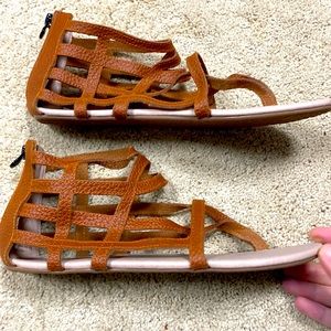 NWOT Monkey Feet leather strap shoes sandals size 8,5
